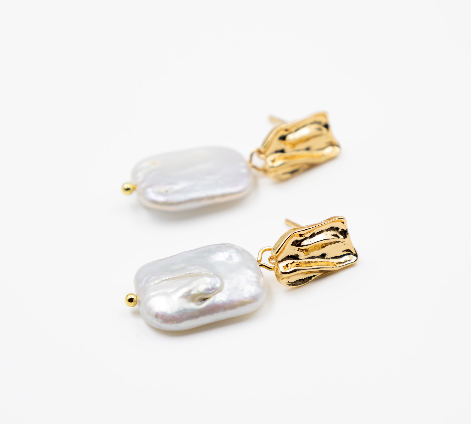 Wave-Shap Rectangle Baroque Pearl Drops