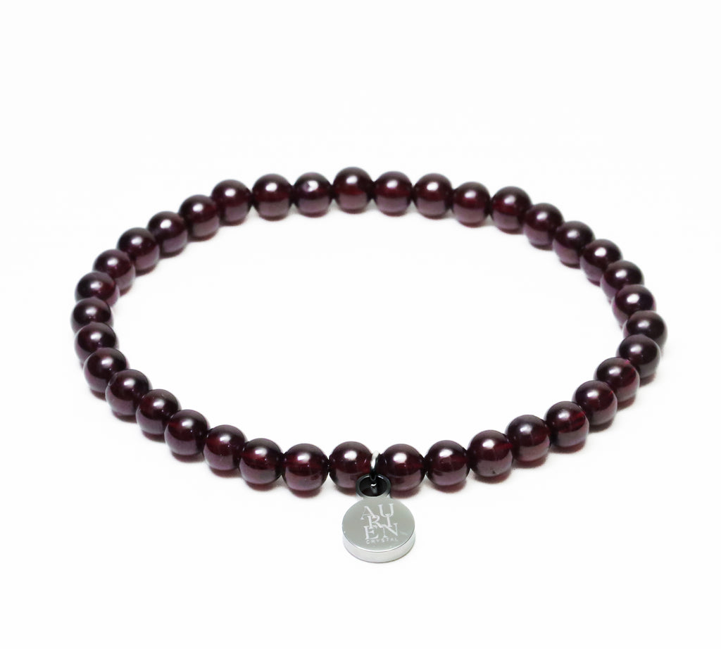 Himalayan Meditation · Garnet 5mm